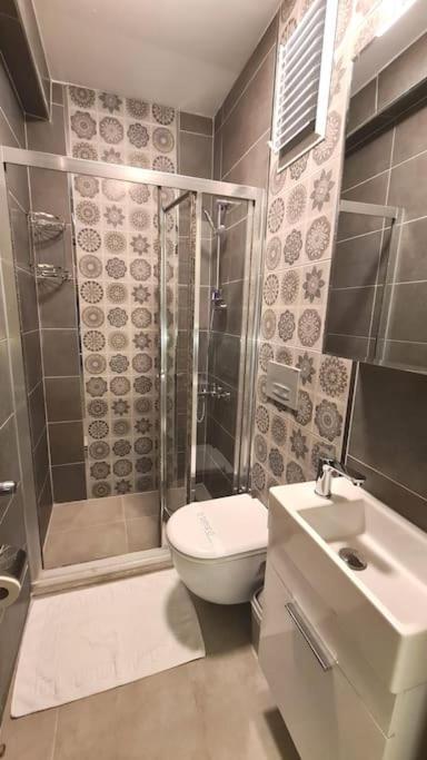 Social House Mil Hotel Истанбул Екстериор снимка