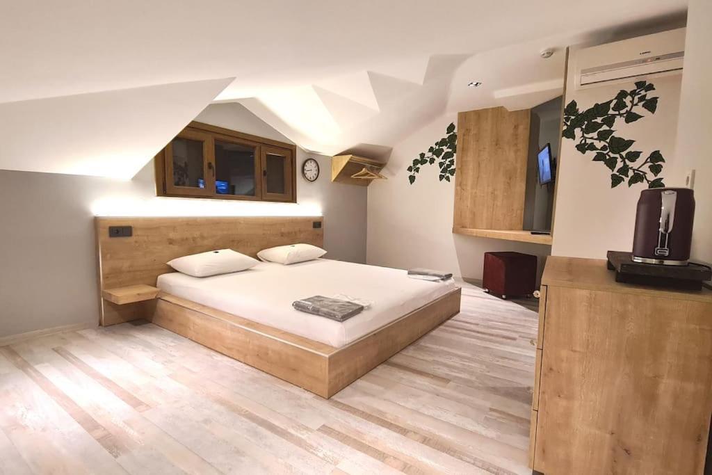 Social House Mil Hotel Истанбул Екстериор снимка