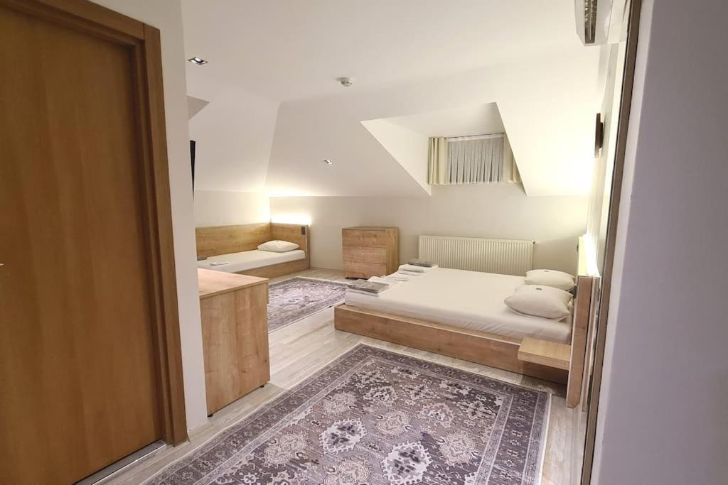 Social House Mil Hotel Истанбул Екстериор снимка