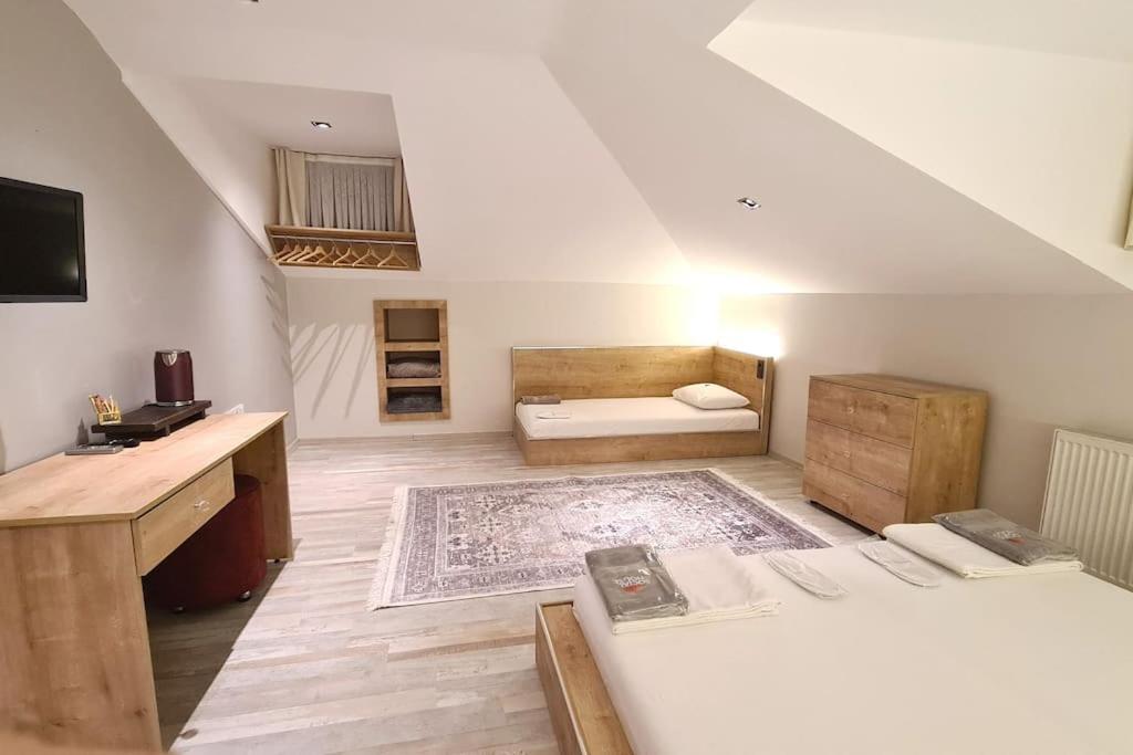 Social House Mil Hotel Истанбул Екстериор снимка
