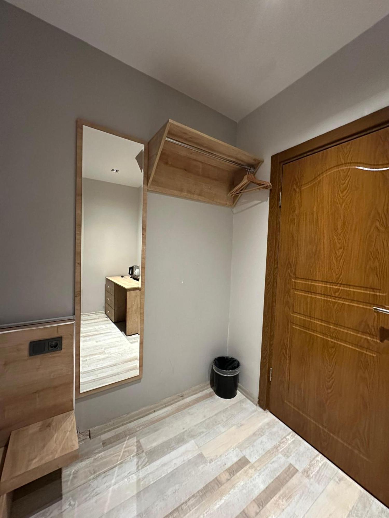 Social House Mil Hotel Истанбул Екстериор снимка