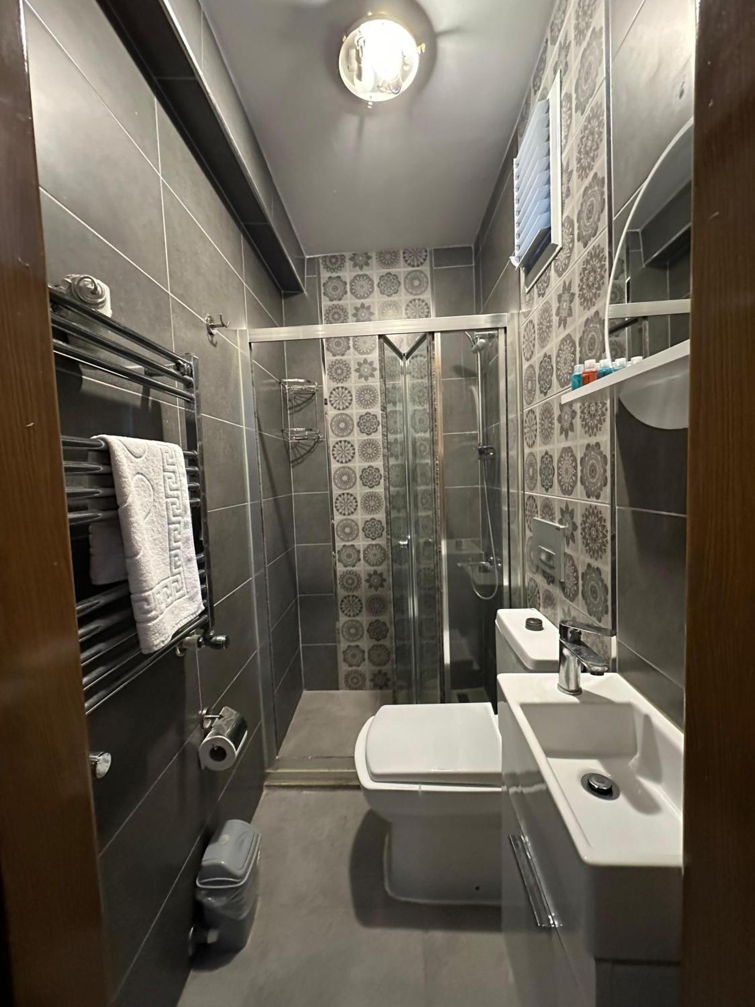 Social House Mil Hotel Истанбул Екстериор снимка