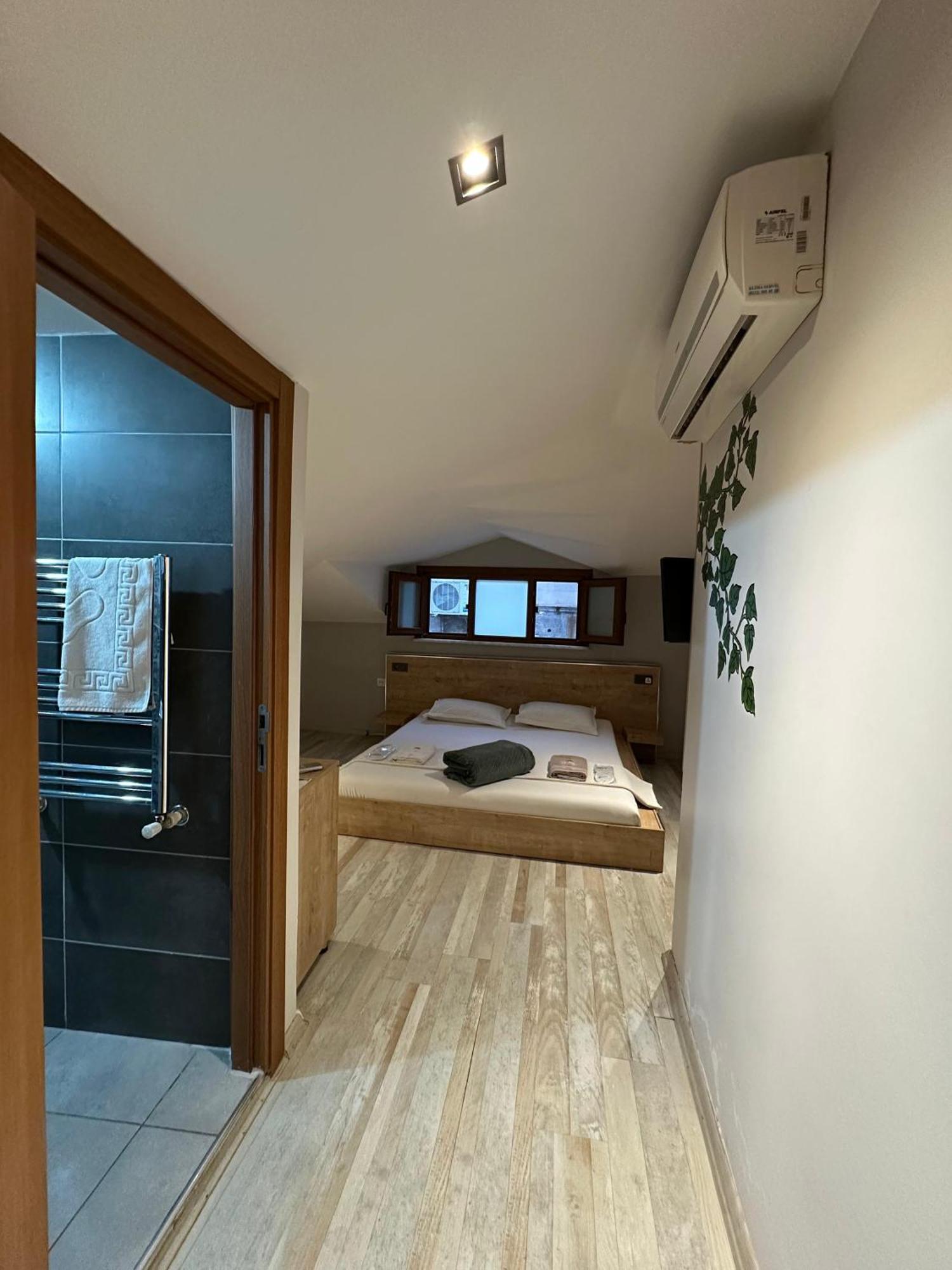 Social House Mil Hotel Истанбул Екстериор снимка