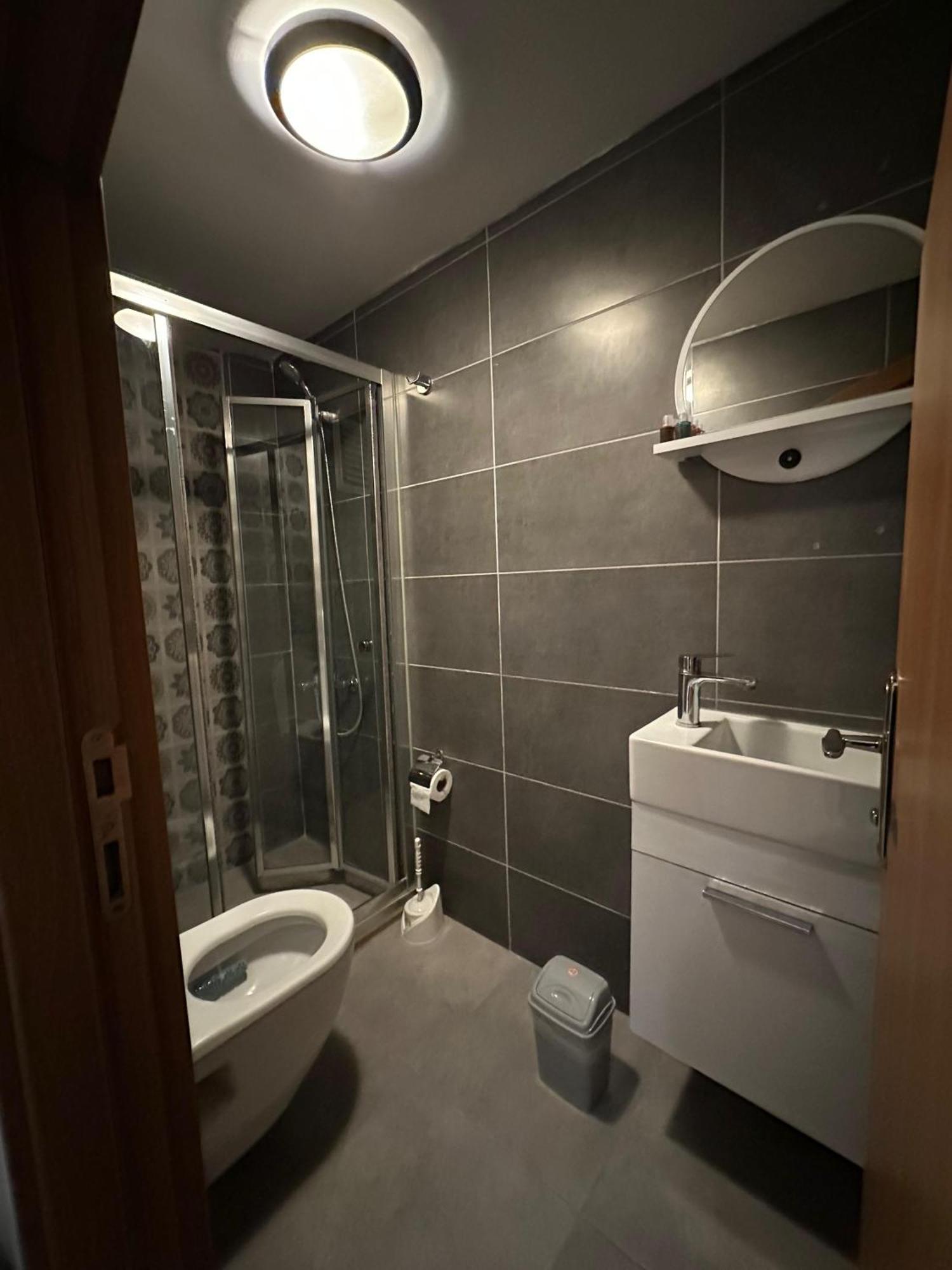Social House Mil Hotel Истанбул Екстериор снимка
