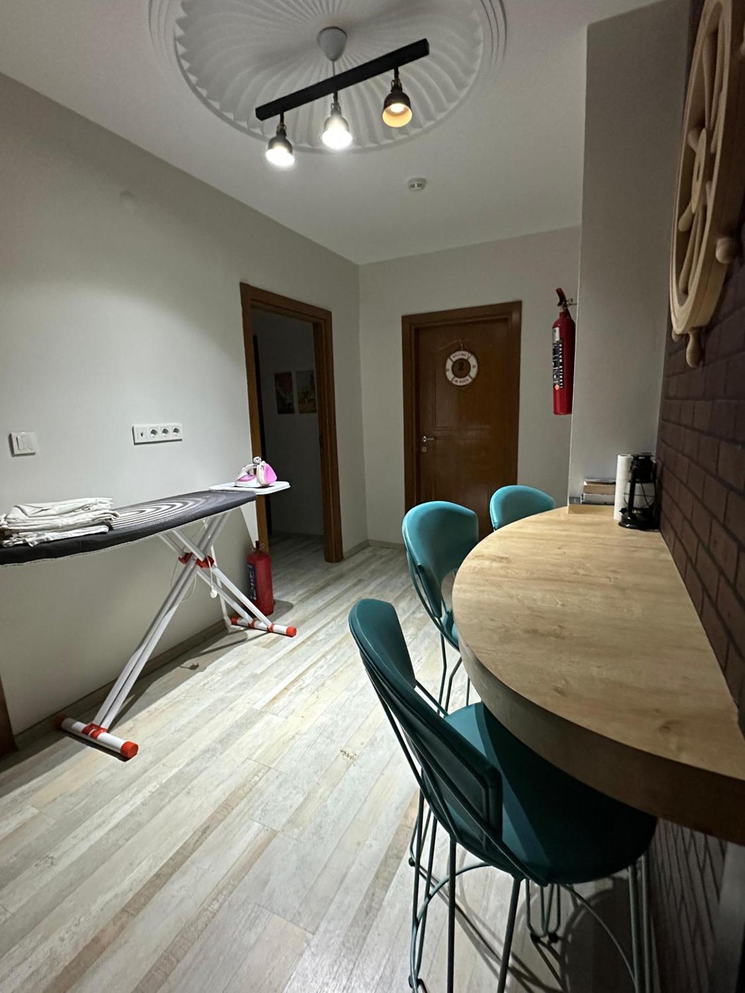 Social House Mil Hotel Истанбул Екстериор снимка